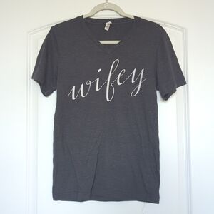 Wifey T-shirt in heather grey